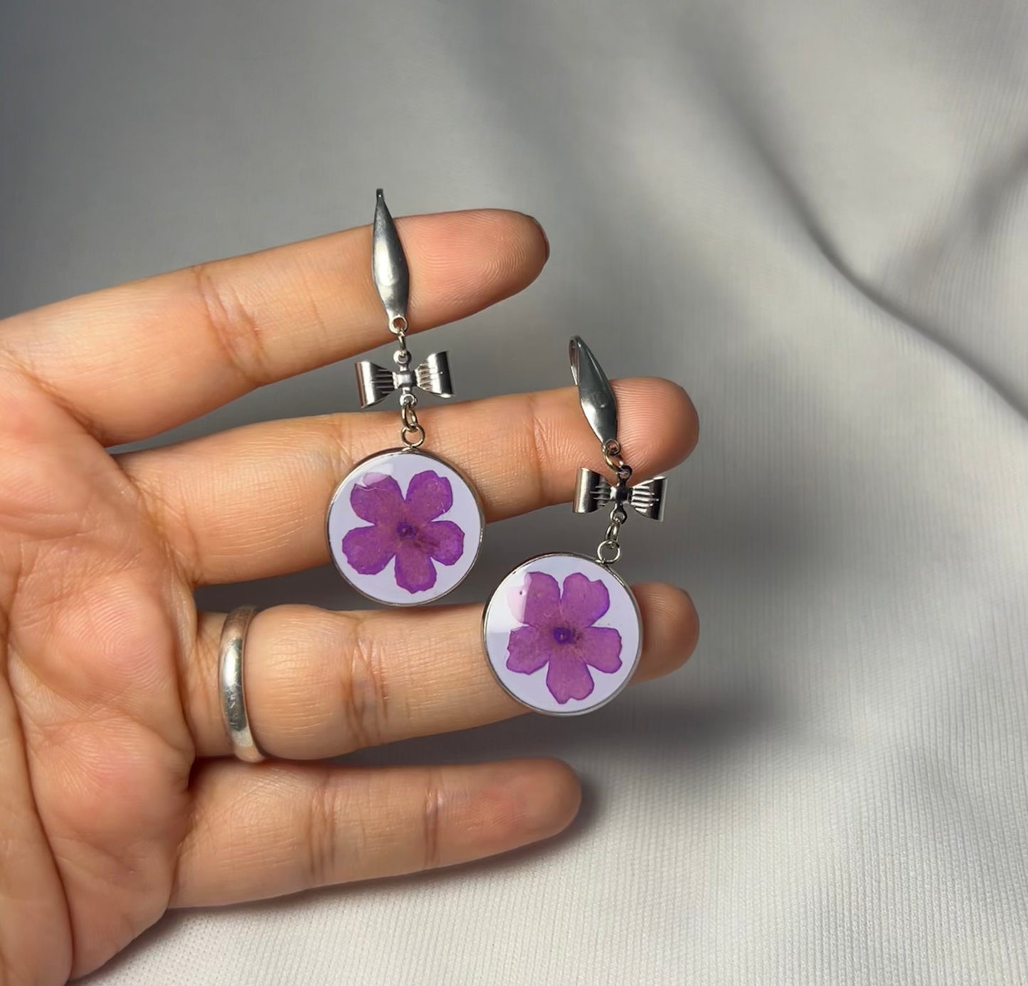 THE POLLY silver earrings