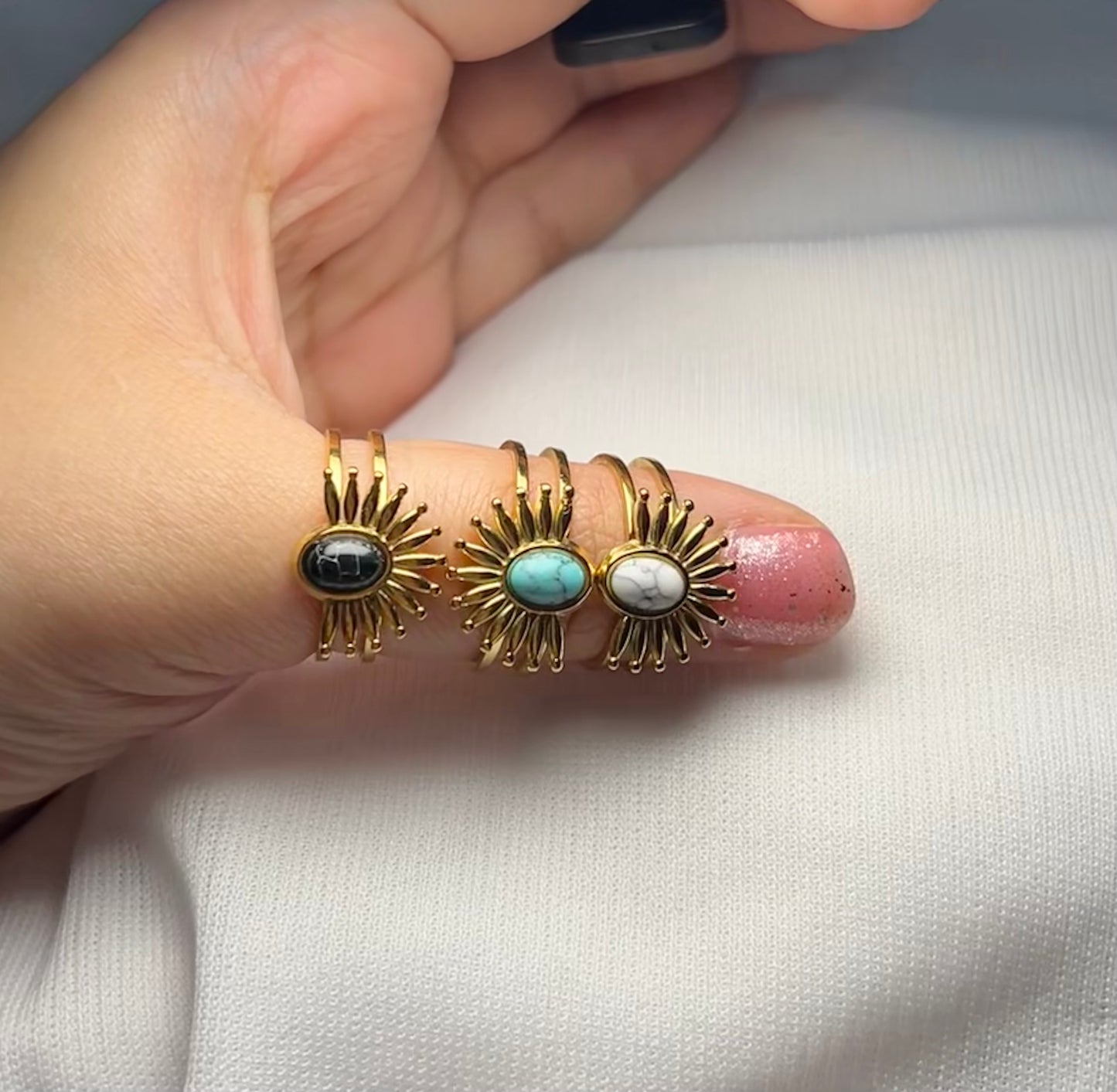 THE SUNSHINE rings