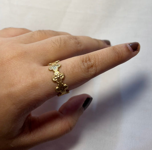 THE TINA Gold Ring