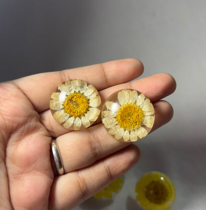 THE FLORAL studs (3)