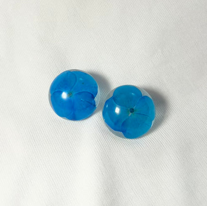 THE TWINKLE studs (big)