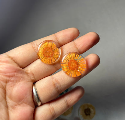 THE FLORAL studs (1)