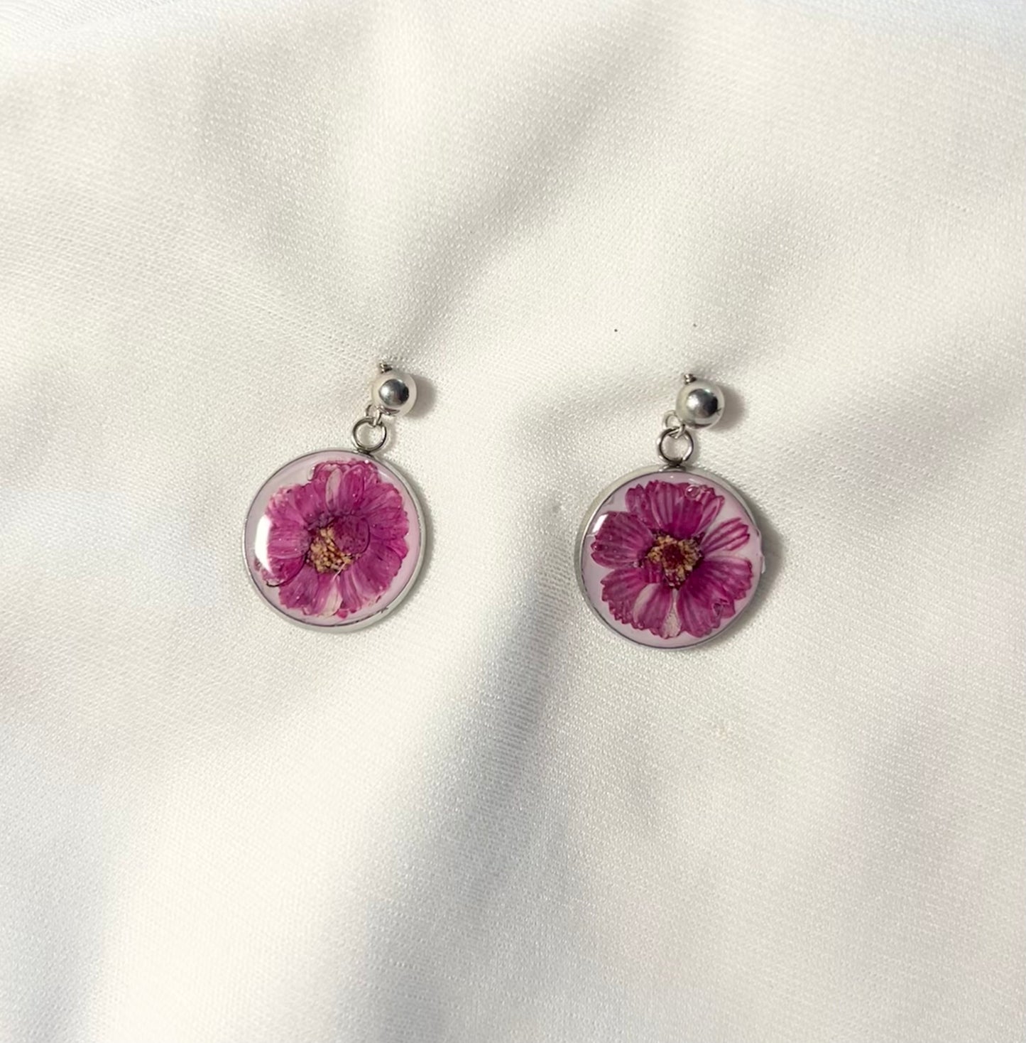 THE SIYA silver earrings