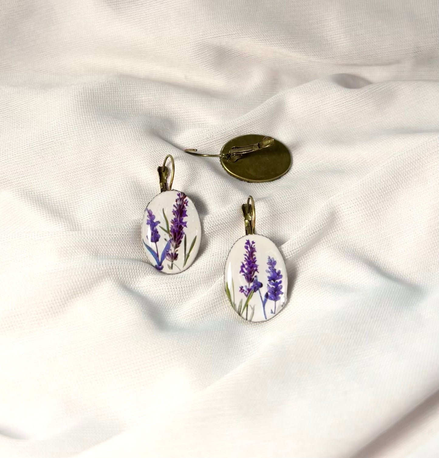 THE LAVY HAZE antique earrings