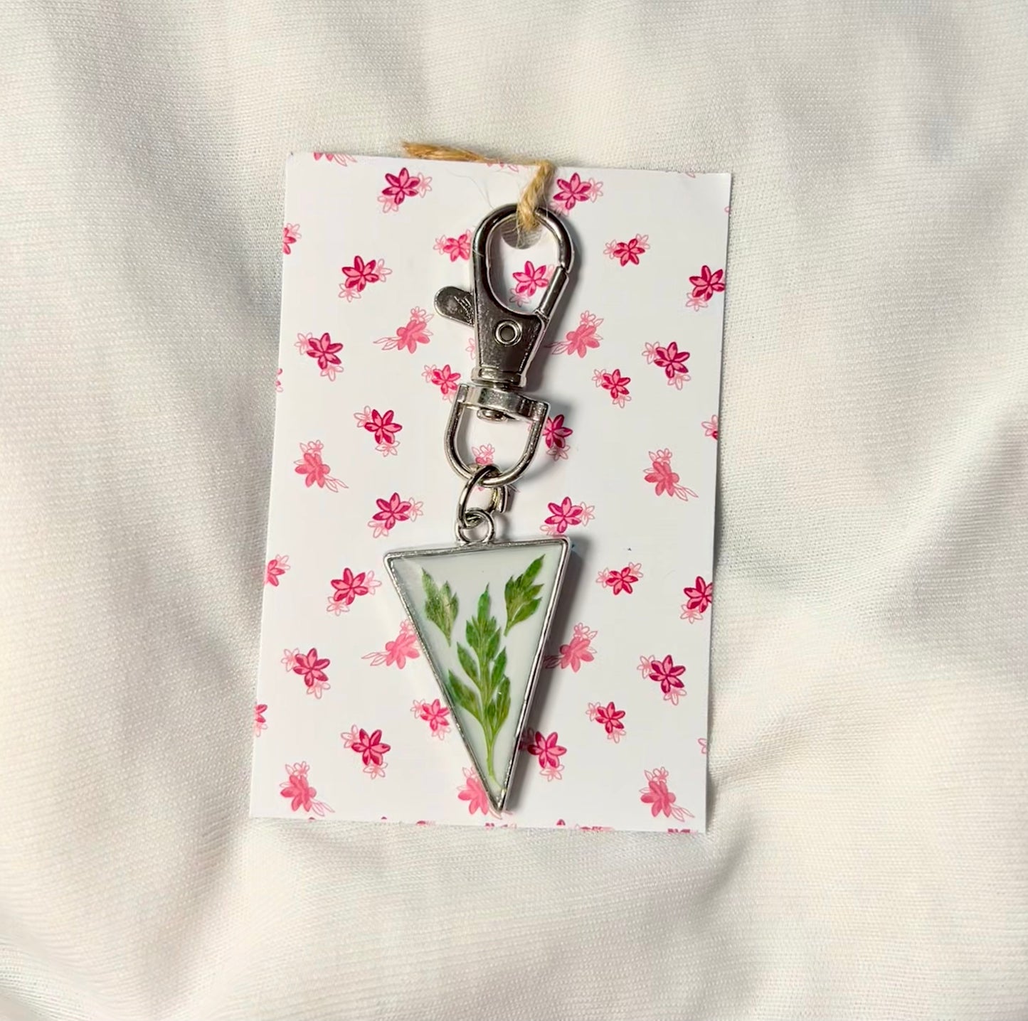 THE TRIA bag charm/keychain