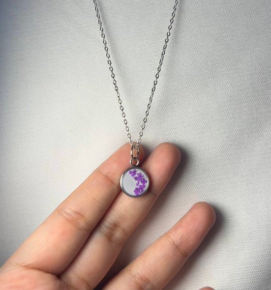 THE LUNA neckpiece