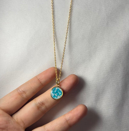 THE BLOOM gold neckpiece