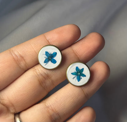 THE CHERRY antique studs 1