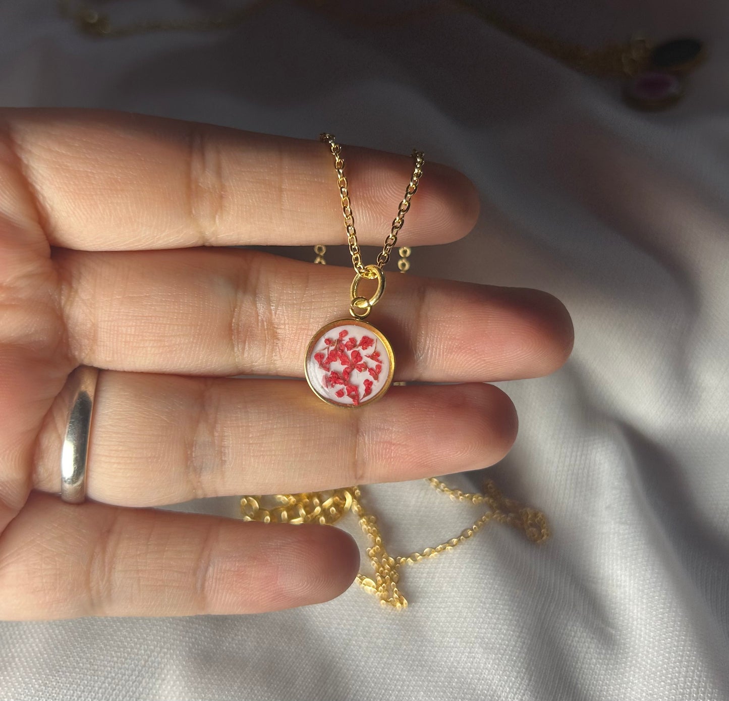 THE RANI gold neckpiece