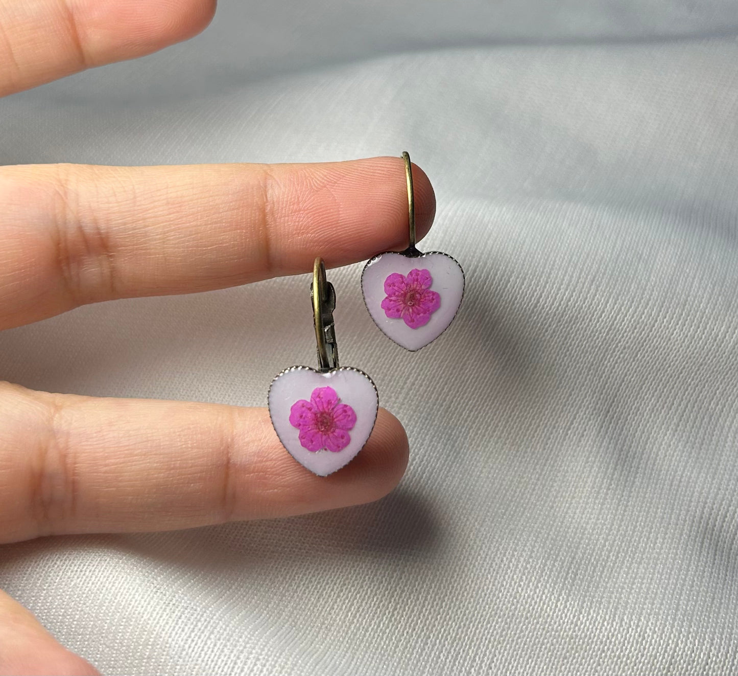 THE PRETTY antique earrings