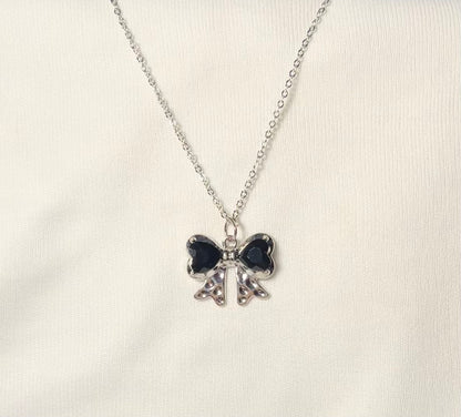 THE BOW neckpiece
