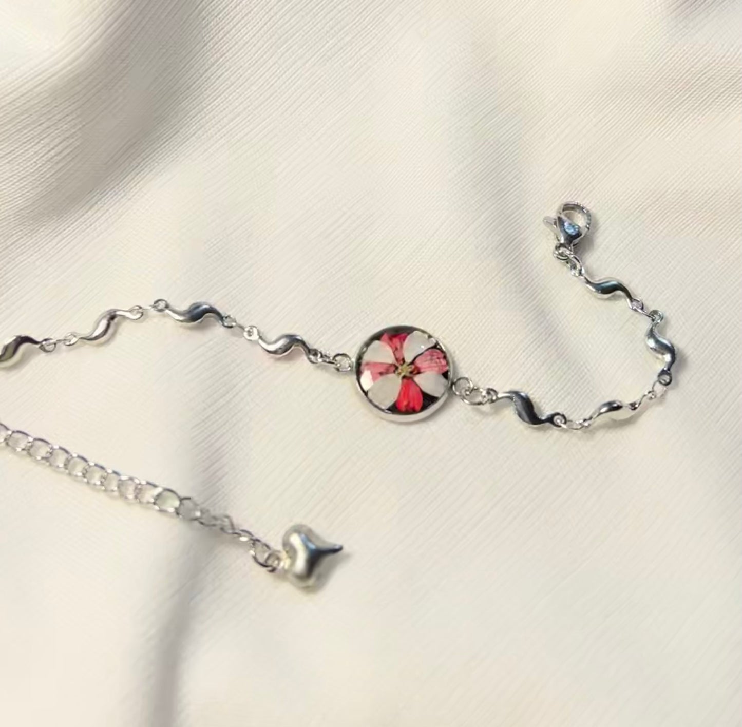 THE PETAL bracelet 1