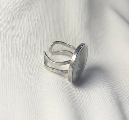THE LILIA ring