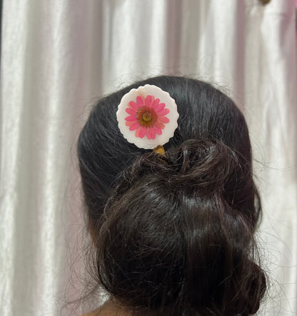 THE PINK hair bun stick