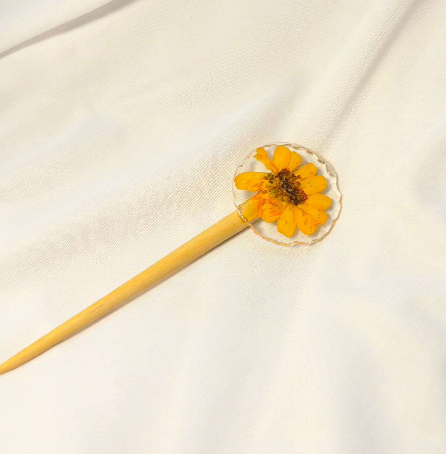 THE SUNFLOWER hair bun stick