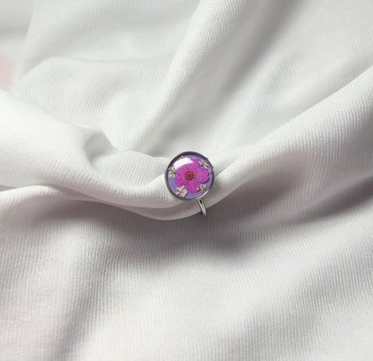 THE PLUMIA ring