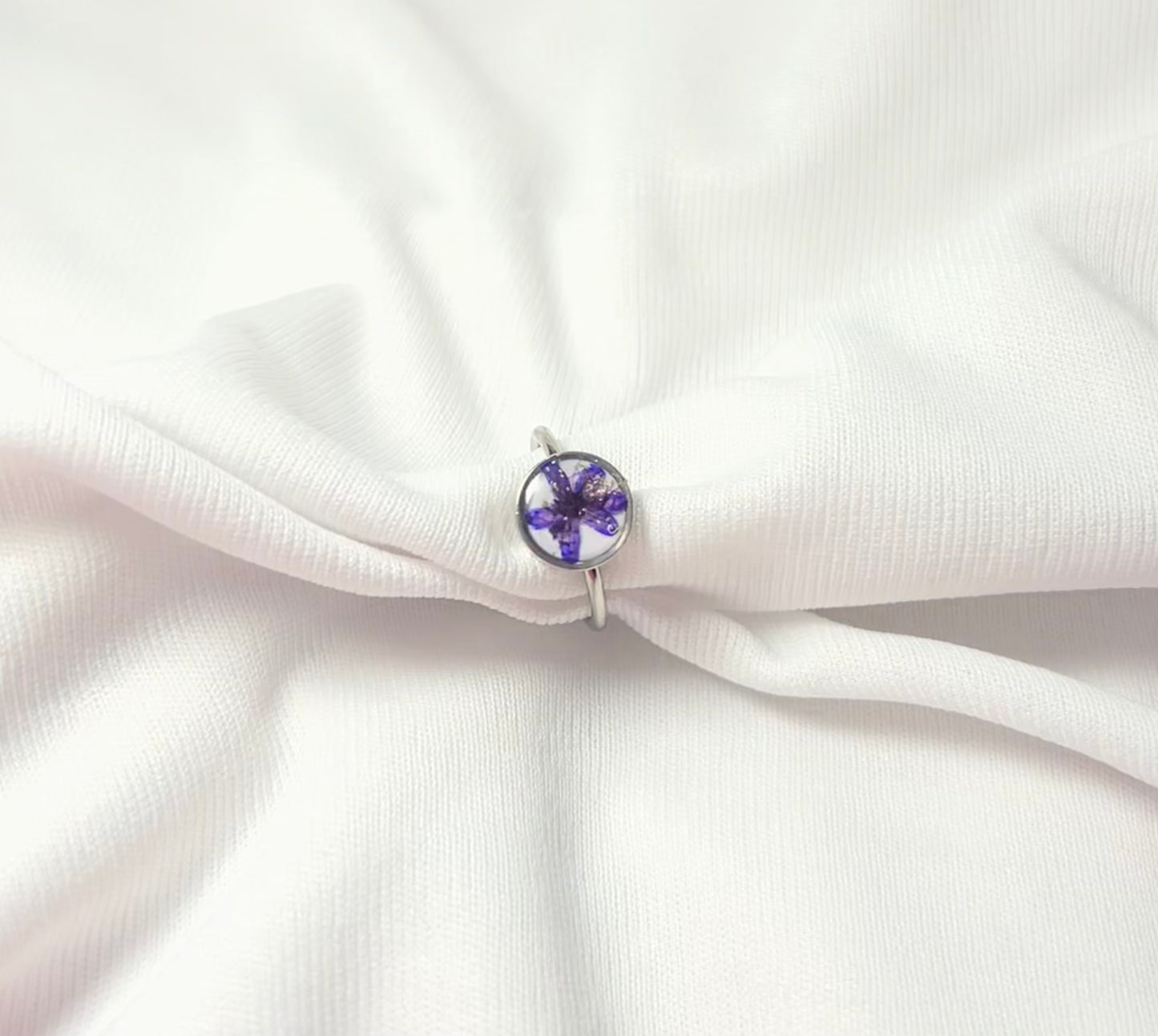THE VIVI ring