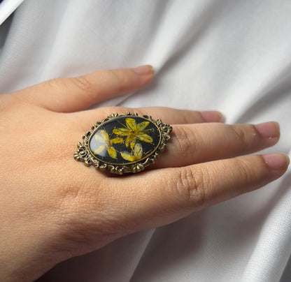 THE ANAYA antique ring