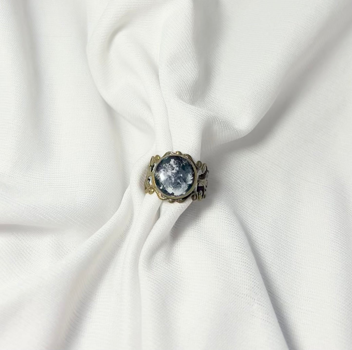 THE MOON antique ring