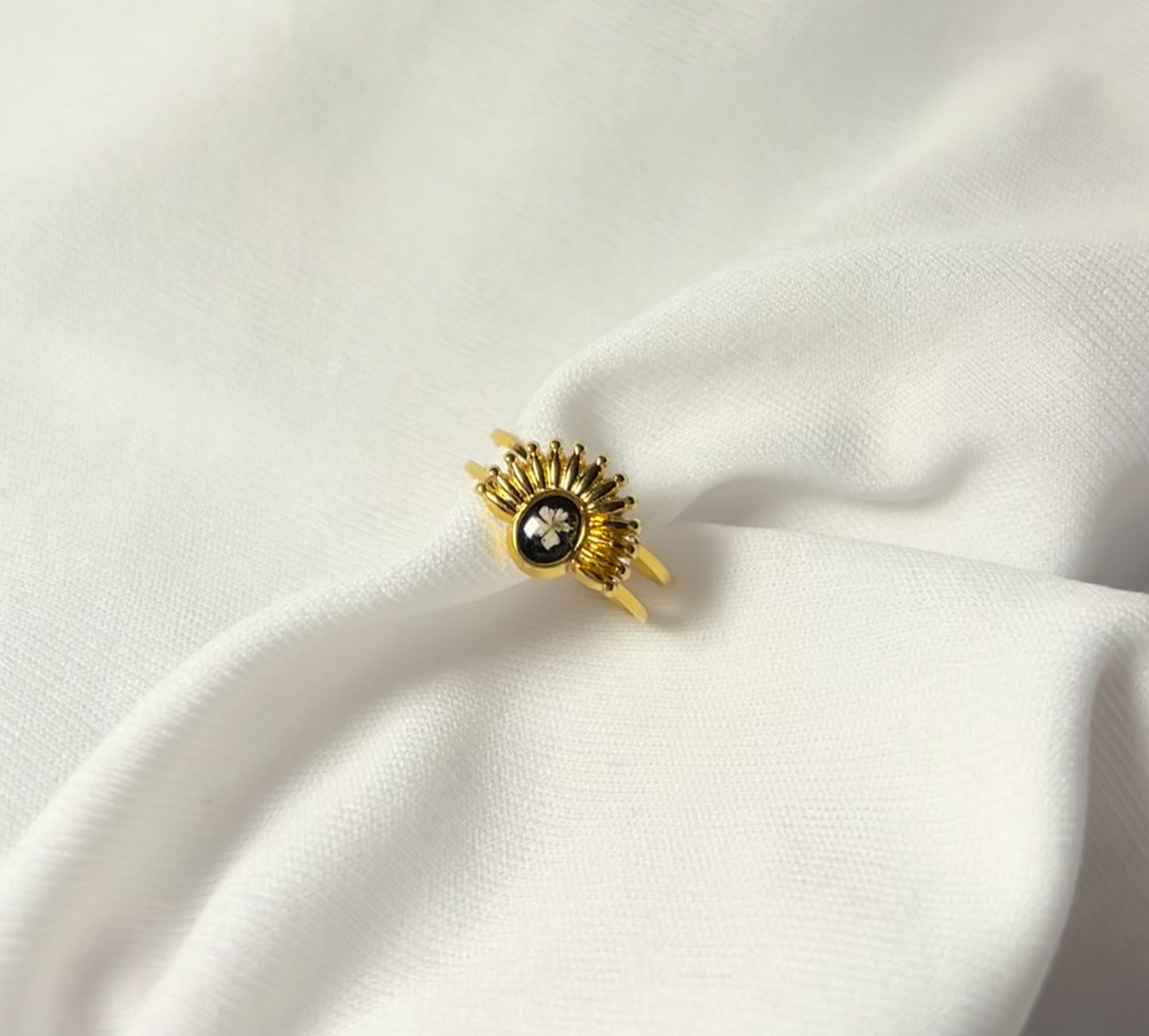 THE MIA ring