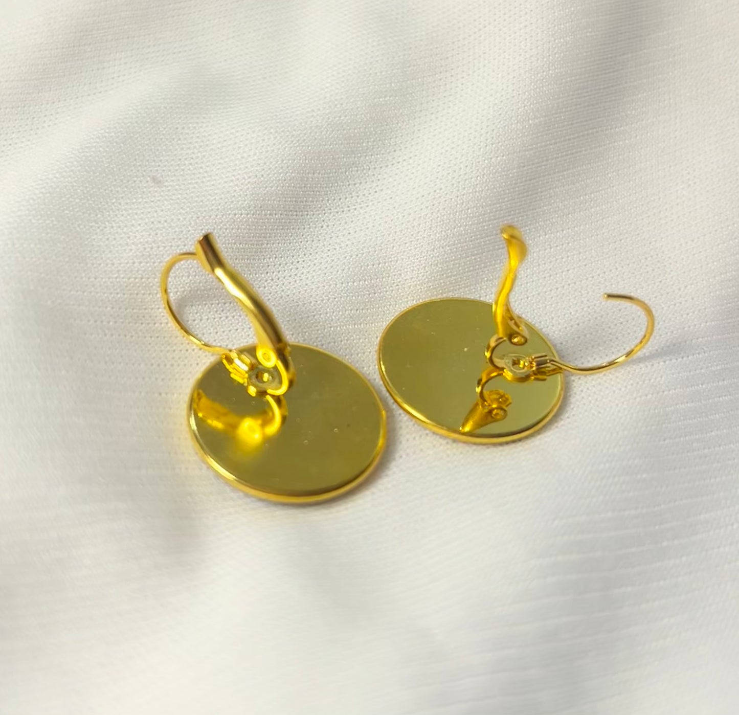 THE RIANA gold earrings