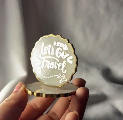 THE TRAVEL EDITION decor