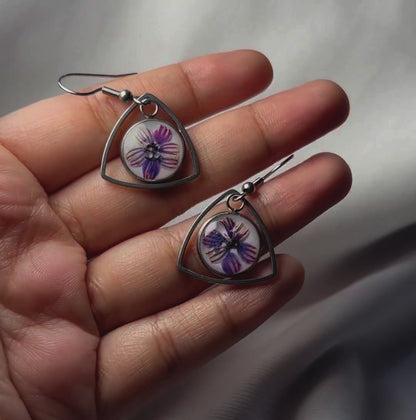 THE LAVI silver earrings